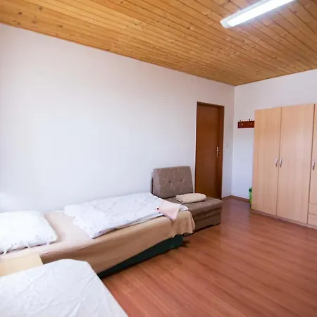 Penzión pre hostí Konica *
